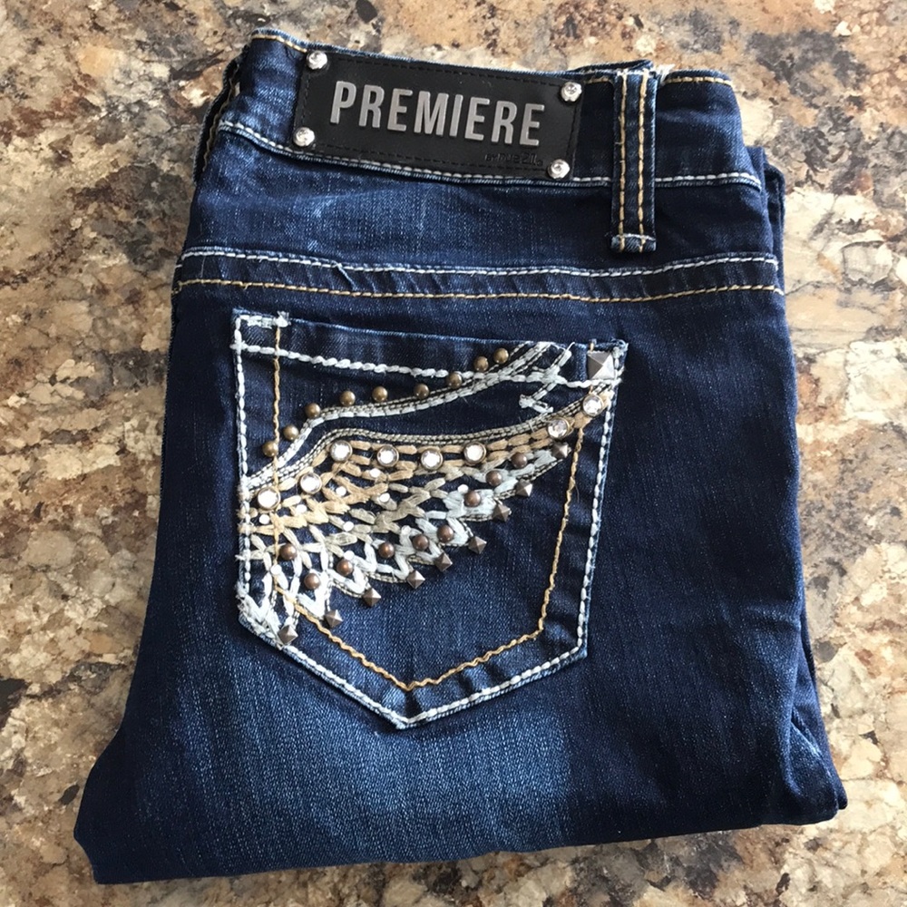 Bedazzled Back Pocket Destroyed Skinny Jeans
